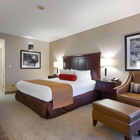 לון פיין Best Western Frontier Motel מראה חיצוני תמונה